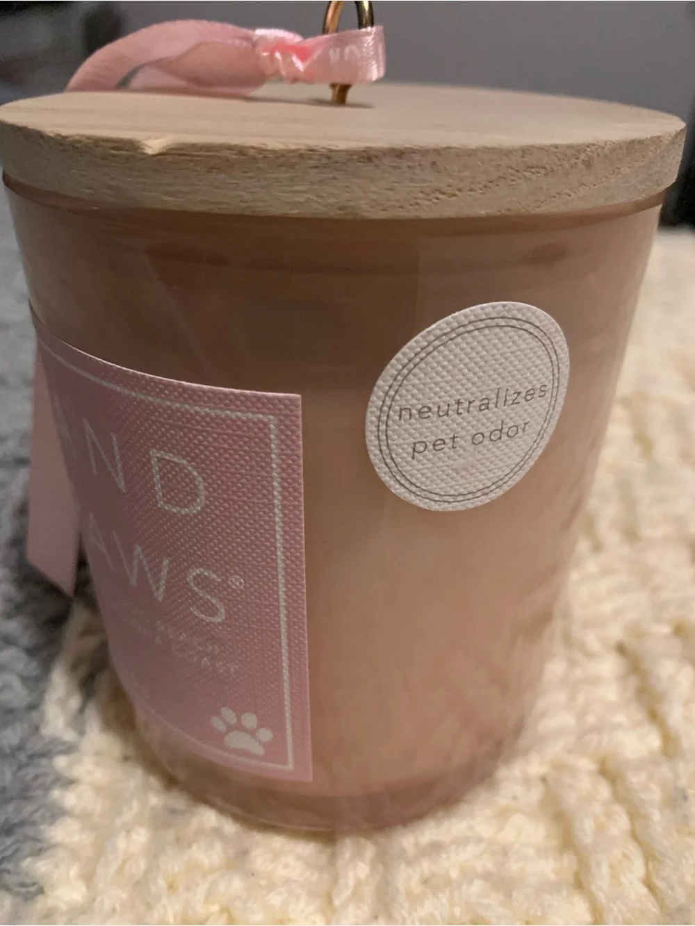 Pink Vanilla & Sandalwood Pet Candle - Picture 2 of 6